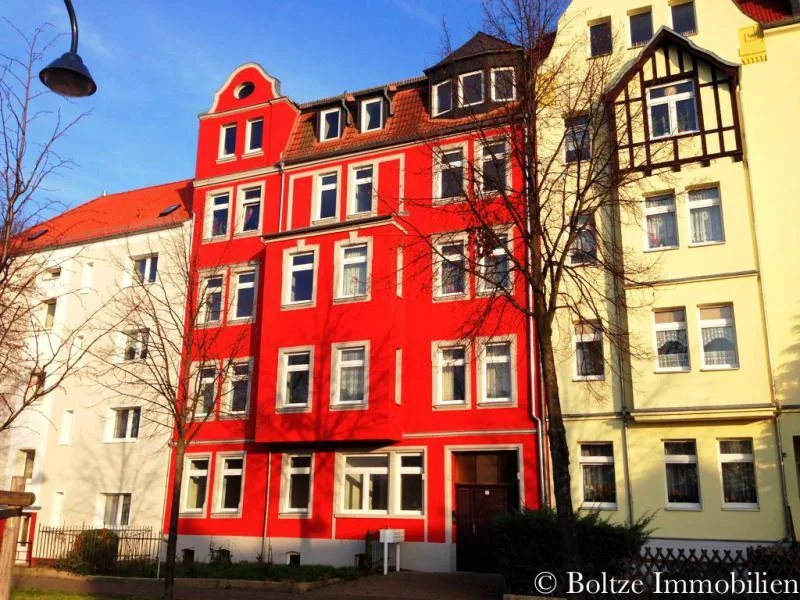 Außenansicht - Bild 1 - Wohnung mieten in Naumburg (Saale) - Ihre 2-Raum-Dachgeschosswohnung am nordwestlichen Naumburger Stadtrand!