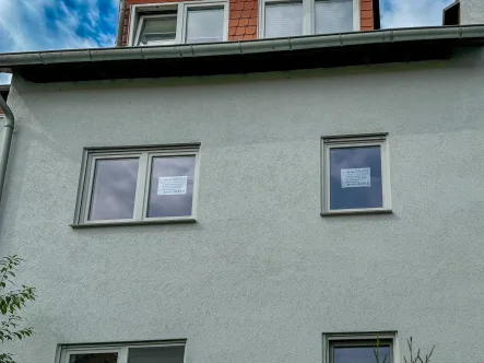 Außenansicht - Bild 1 - Wohnung kaufen in Salzatal - Großzügige Dreiraumwohnung mit Balkon in ruhiger Lage von Lieskau!