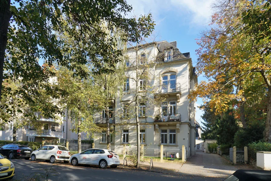 Ansicht - Wohnung mieten in Dresden - Striesen: Hochparterre + Wanne & Dusche + EBK mgl.*