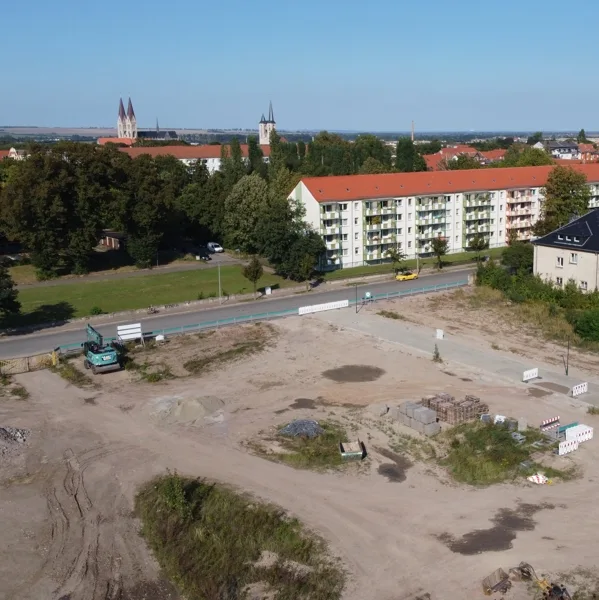 Blick auf die Südstraße und den Dom