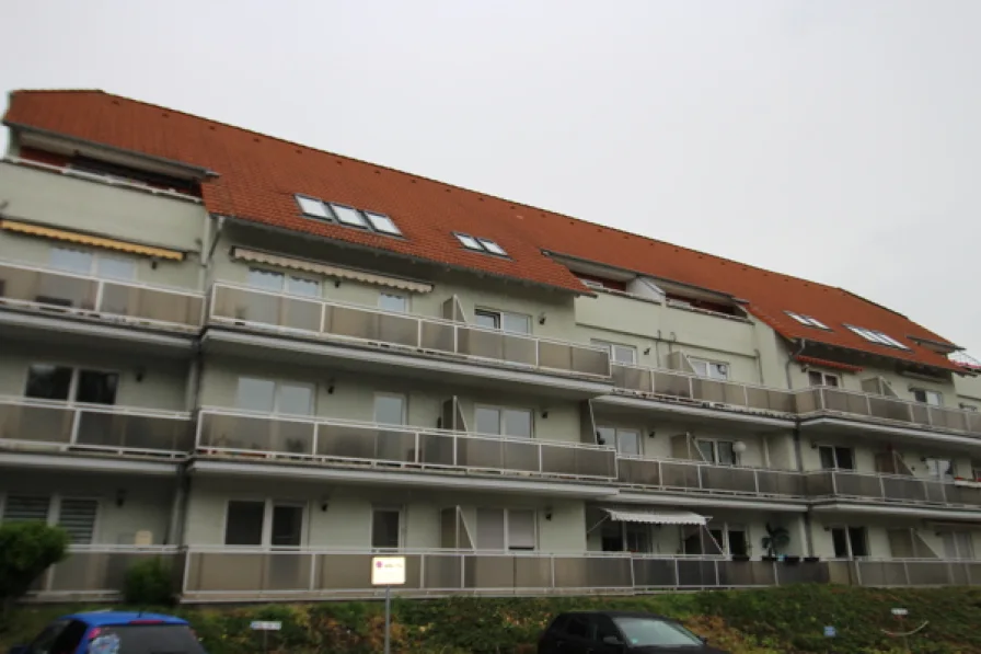 Hofseite Haus - Wohnung mieten in Aschersleben - Hochparterrewohnung in beliebter Lage