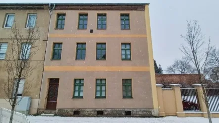 Ansicht - Haus kaufen in Aschersleben - Mehrfamilienhaus in der Ascherslebener Innenstadt mit Potenzial