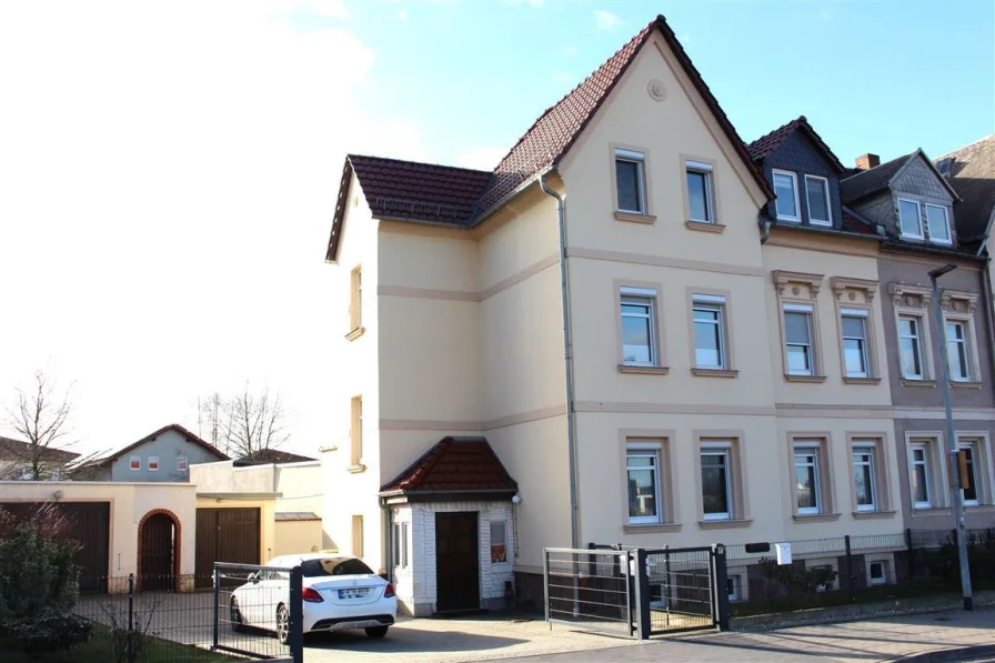 Ansicht - Haus kaufen in Geithain - Altbau mit Charme - den ganzen Tag Sonne im Garten!