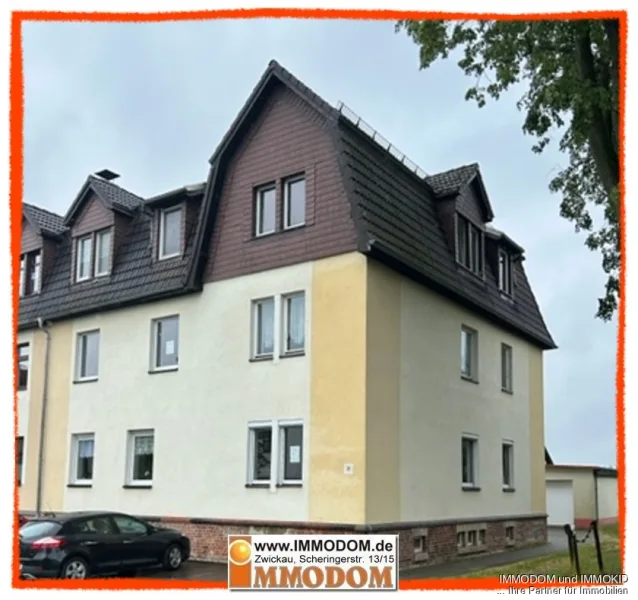 Hausansicht - Wohnung mieten in Zwickau - 2-Zimmer-Dachwohnung mit Dusche +++ Einzug sofort möglich +++ preiswert zu vermieten!