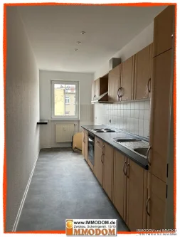 Einbauküche - Wohnung mieten in Zwickau - 3-Zimmer-Wohnung im Zentrum von Zwickau mit EINBAUKÜCHE,  BALKON und Personenaufzug