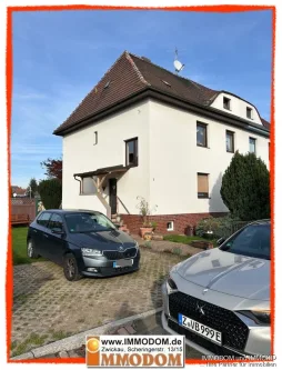 Außenansicht - Haus kaufen in Zwickau - Doppelhaushälfte mit Grundstück auf Erbpacht in bester Lage Zwickaus zu verkaufen!