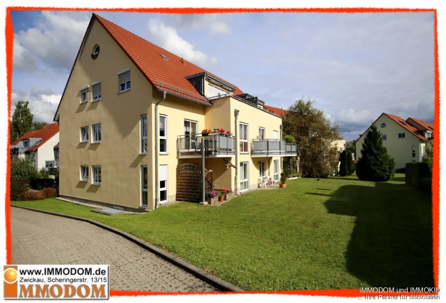 Außenansicht - Wohnung mieten in Reinsdorf - Schöne 2- Zimmer-Wohnung mit BALKON in bevorzugter Wohnlage in Vielau zu vermieten!