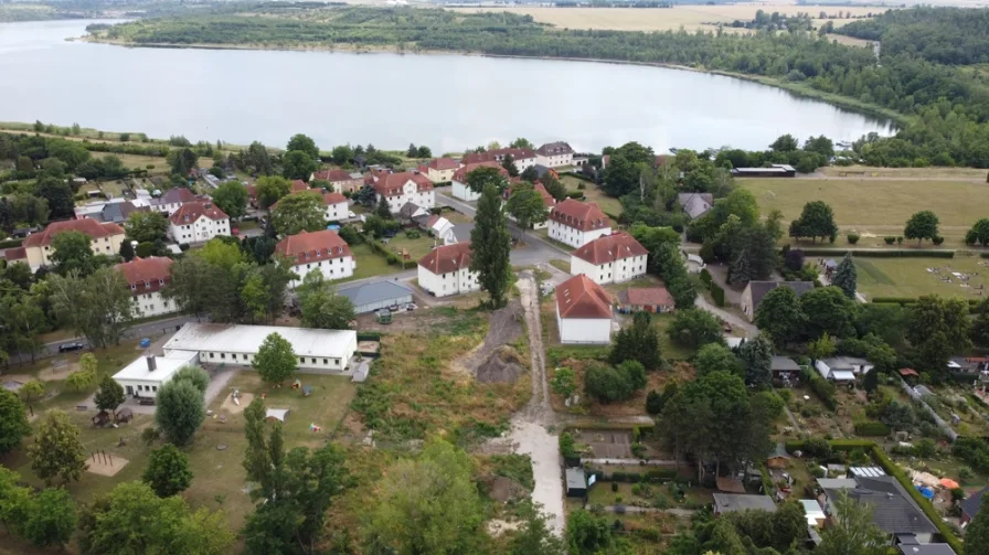 Luftbild m. Blick zum Großkaynaer See