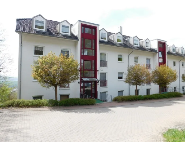 Außenansicht - Wohnung mieten in Hohenstein-Ernstthal - Tolle 2-Raum-Wohnung in ruhiger Lage