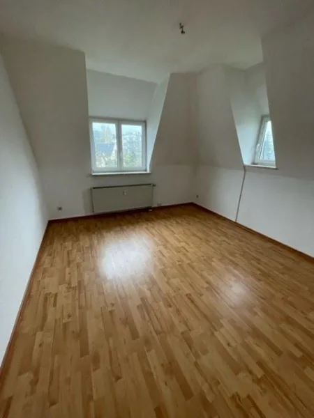 Schlafzimmer 1 - Wohnung mieten in Mülsen - 3-Zimmer-Wohnung Thurmer Nebenstraße 20 wieder zur Verfügung