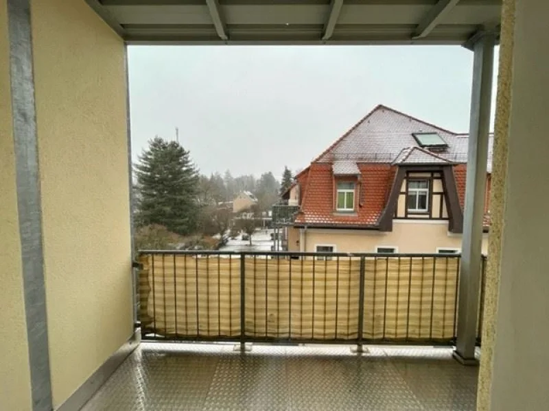 Blick auf Balkon Schlafzimmer