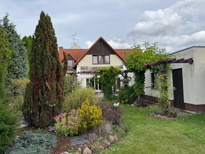 Garten - Haus kaufen in Machern - Machern: sofort frei. Ruhig und versteckt.