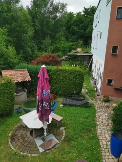 Gartenansicht - Wohnung mieten in Glauchau - Sehr schöne 2-Raum-DG-Wohnung in zentraler Lage von Glauchau