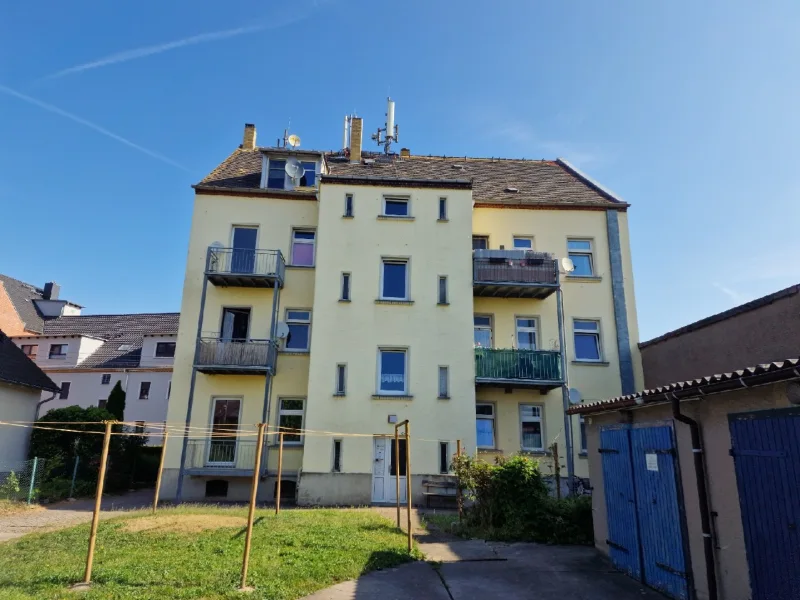 Hausansicht- Hofseite - Zinshaus/Renditeobjekt kaufen in Schkeuditz - Saniertes Mehrfamilienhaus in sehr guter und ruhiger Lage von Leipzig - Schkeuditz