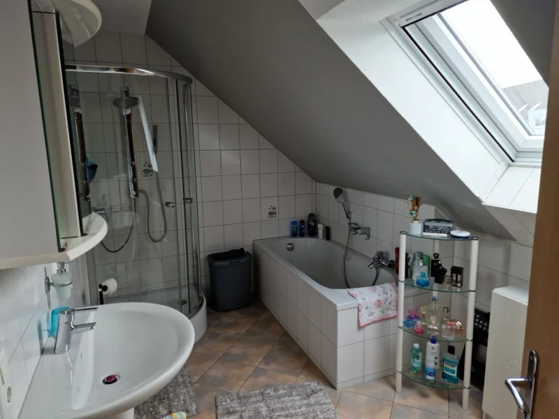 Badezimmer DG