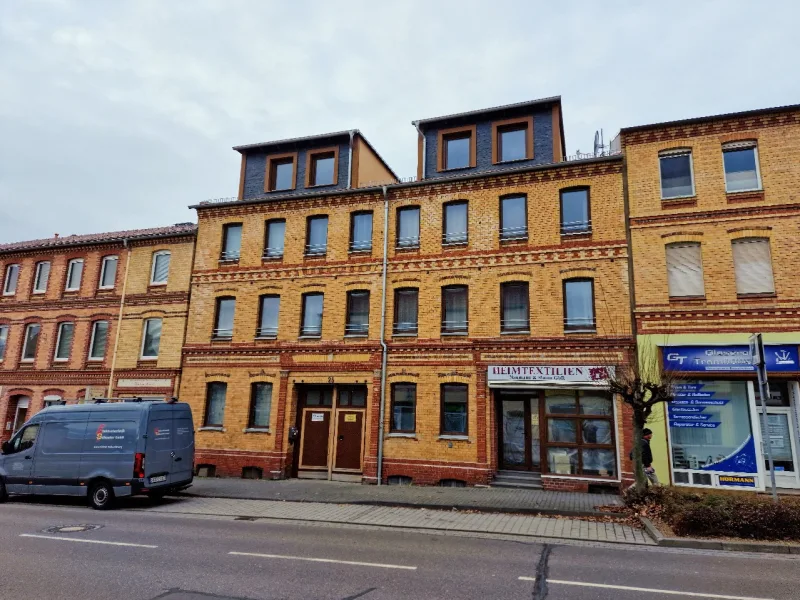Hausansicht - Straßenseite - Zinshaus/Renditeobjekt kaufen in Schkeuditz - Saniertes denkmalgeschütztes Wohnhaus in City-Lage von Schkeuditz