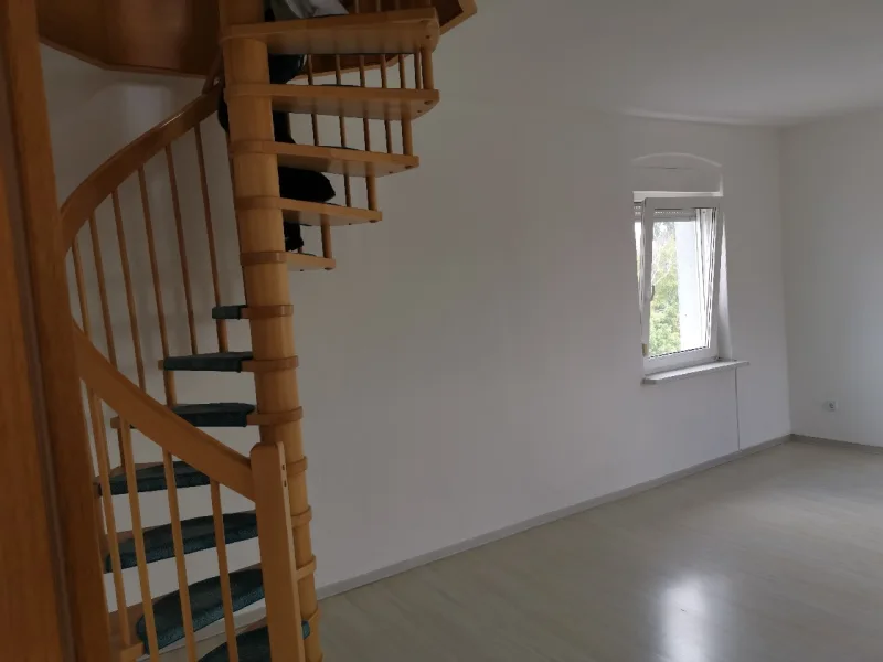  - Wohnung mieten in Delitzsch - Sehr schöne Maisonette-Wohnung im Zentrum von Delitzsch