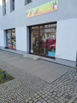 Hausansicht - Laden/Einzelhandel mieten in Halle - Sehr schöner Laden in begehrter Lage von Halle-Giebichenstein