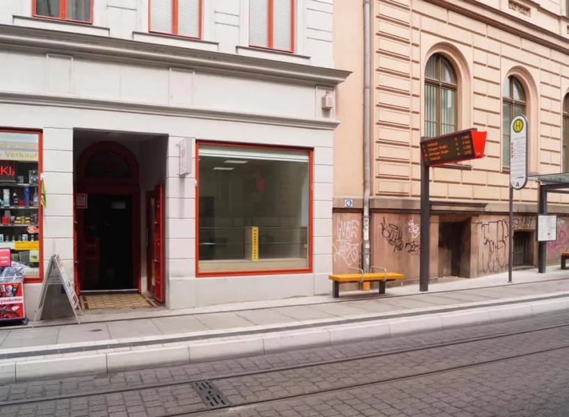 Frontansicht - Laden/Einzelhandel mieten in Halle S. - Ladenfläche, klein aber fein, in Denkmalobjekt in der City von Halle - Nähe Markt