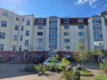 Ansicht - Haus kaufen in Halle - Kleines Immobilienpaket in zentraler Lage