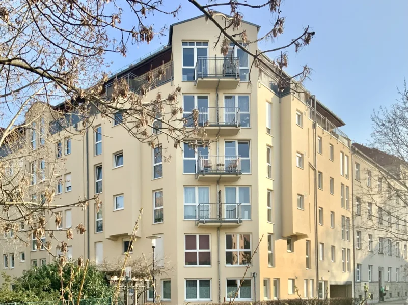 Ansicht Straßenseite - Wohnung kaufen in Dresden - Dachterrassen(Wohn)traumunweit vom Universitätsklinikum