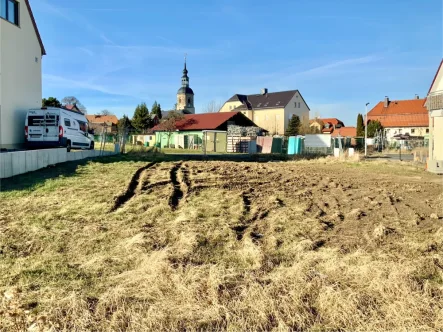 Ansicht Grundstück - Grundstück kaufen in Dohna / Burkhardswalde - Bauträgerfreies TraumgrundstückBlick bis in die Sächsische Schweiz