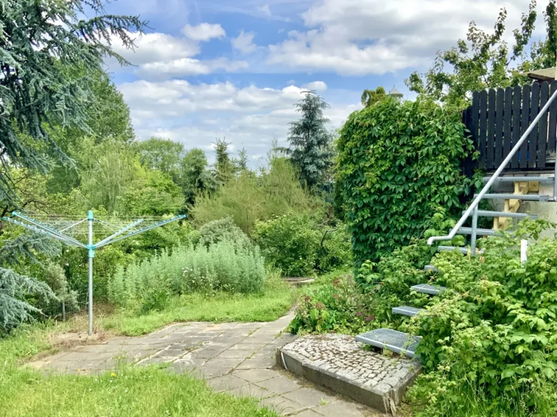 Zugang vom Garten zur Terrasse