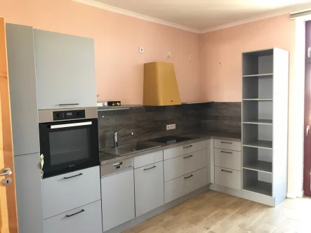 Einbauküche - Wohnung mieten in Görlitz - 5 Raum-Maisonette Wohnung mit EBK, Aufzug und Balkon