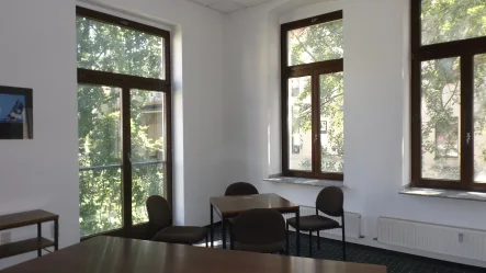 DSCF2877 - Büro/Praxis mieten in Görlitz - Möblierte *große helle* Büroräume in zentraler Lage