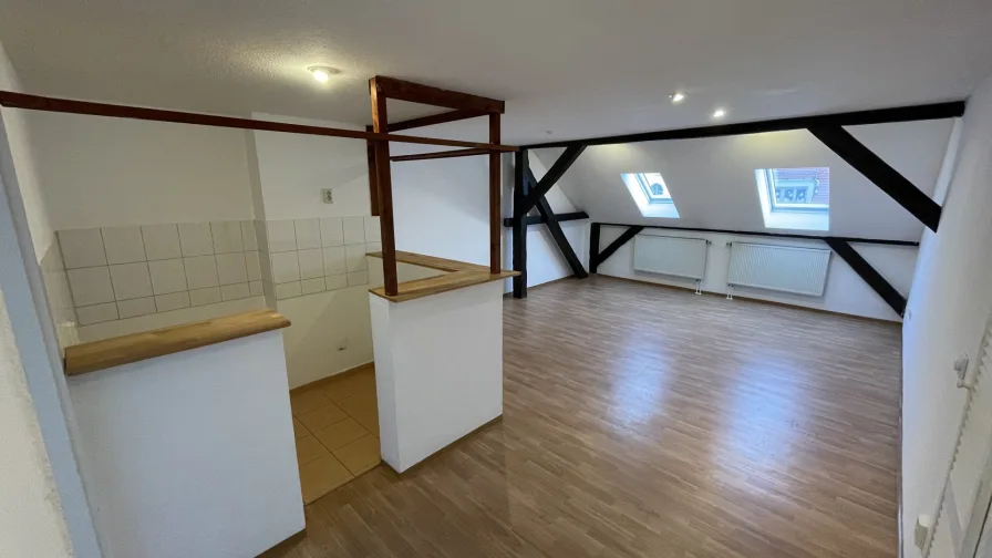 Download - Wohnung mieten in Görlitz - *Neues Jahr - neue Wohnung* 2 Raumwohnung in Görlitzer Stadtzentrum