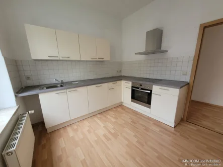 Küche - Wohnung mieten in Kirchberg - 2-Zimmer-Wohnung mit einer neuen Einbauküche in Kirchberg /Sa. zu vermieten!