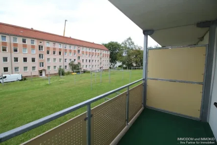 Balkon - Wohnung mieten in Wilkau-Haßlau - Top WOHNUNG im Erdgeschoss mit EBK und Balkon!