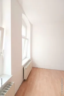 Wohnzimmer - Wohnung mieten in Chemnitz / OT Zentrum - Frisch renoviert!