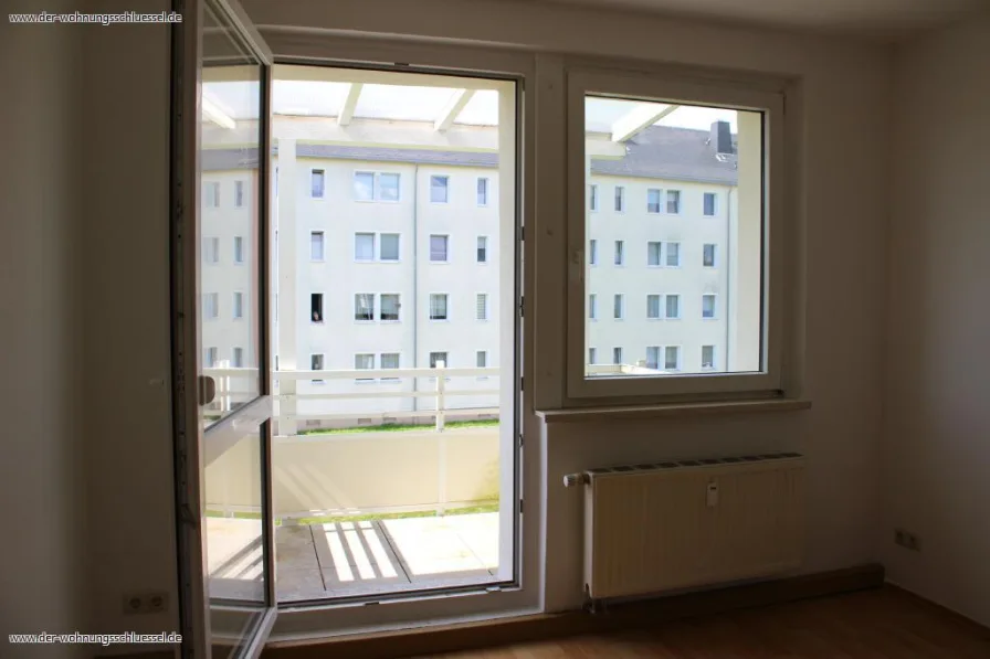 Balkon - Wohnung mieten in Grünhain-Beierfeld / OT Grünhain - 4-Raumwohnung mit Balkon!