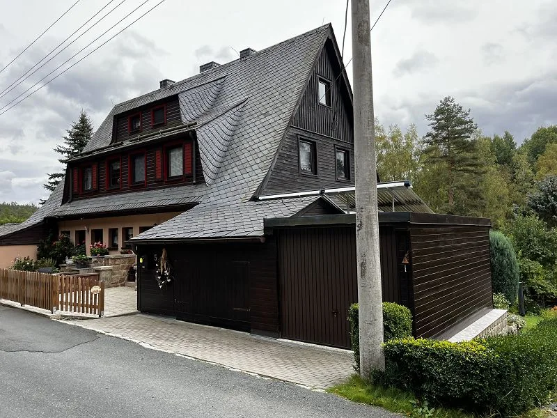 Wohnhaus - Haus kaufen in Bad Brambach - Traumhaus gefunden: DHH in Idyllischer Lage, nur noch einziehen!!!