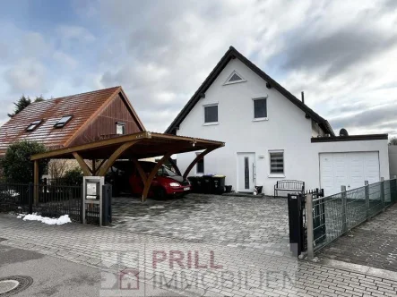 Einfamilienhaus in Beucha - Haus kaufen in Beucha - Beucha: Freistehendes EFH mit Garage u. Carport, 600 m² Grdstk. in ruhige Siedlungslage!!!