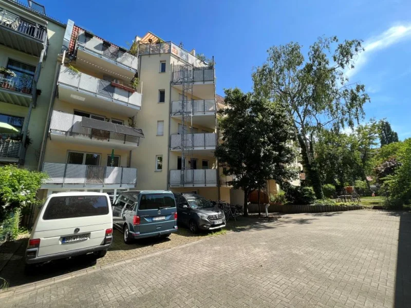 Ansicht Südseite - Wohnung kaufen in Dresden - SCHICKES STUDIO IN GEFRAGTER LAGE
