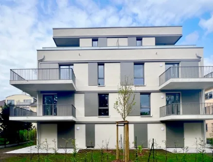 Objektansicht - Wohnung kaufen in Dresden - ERSTBEZUG HELLE 4-RAUM-WOHNUNG IN STREHLEN