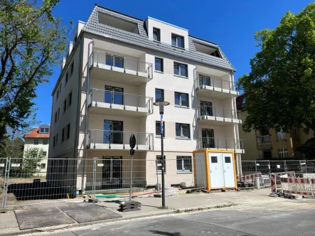 Objektansicht - Wohnung kaufen in Dresden - ERSTBEZUG IM 2. OG MIT SÜDBALKON