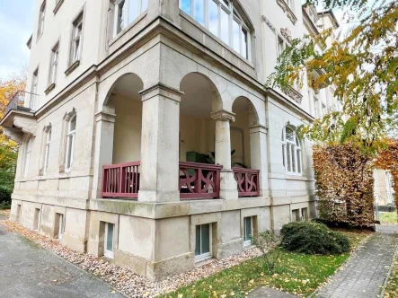 Blick zur Wohnung - Wohnung kaufen in Dresden - EXKLUSIVE WOHNUNG IN BEVORZUGTER LAGE