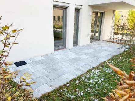 mit großer Terrasse - Wohnung kaufen in Dresden - ERSTBEZUG MIT GROSSER TERRASSE