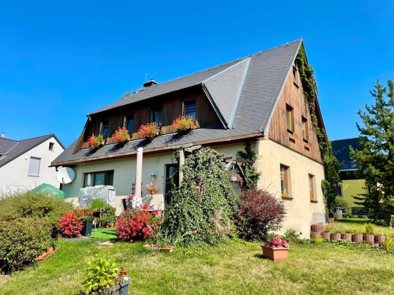 Gebäudeansicht - Haus kaufen in Kurort Seiffen - EINFAMILIENHAUS IN IDYLLISCHER ORTSRANDLAGE