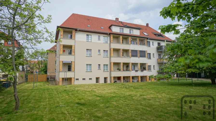 Gartenansicht - Wohnung kaufen in Leipzig - Bezugsfreie, hervorragend geschnittene 2-Zimmerwohnung im beliebten Stadtteil Leutzsch!