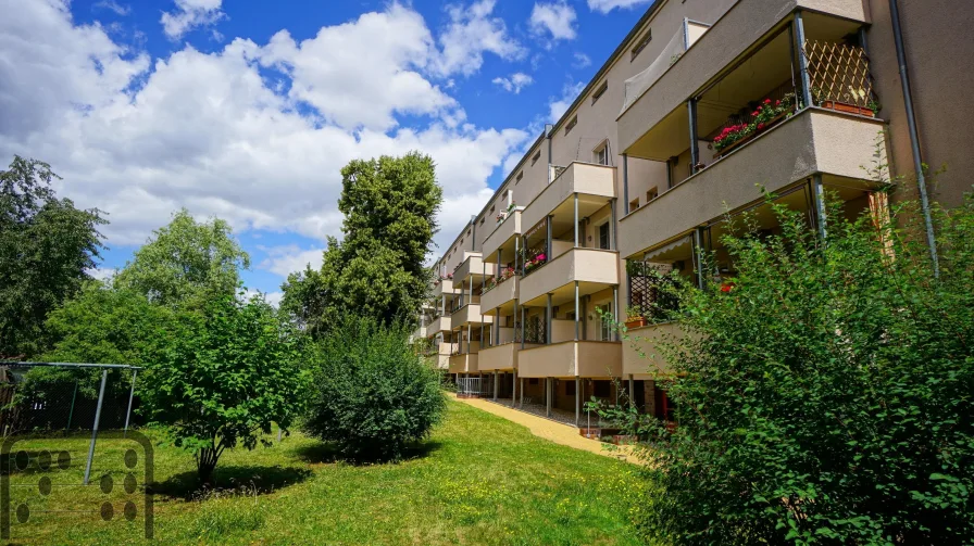 Gartenansicht - Wohnung kaufen in Leipzig - Bezugsfreie 2-Zimmer mit Westbalkon im gefragten Leipziger Süden - Lößnig