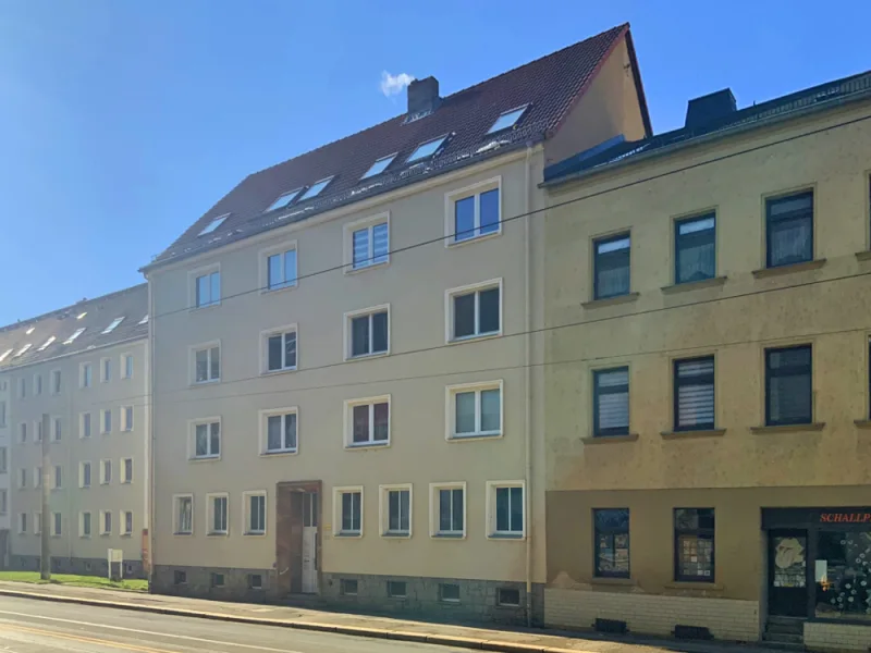 Hausansicht - Wohnung kaufen in Zwickau - Top Angebot in zentraler Lage von Zwickau