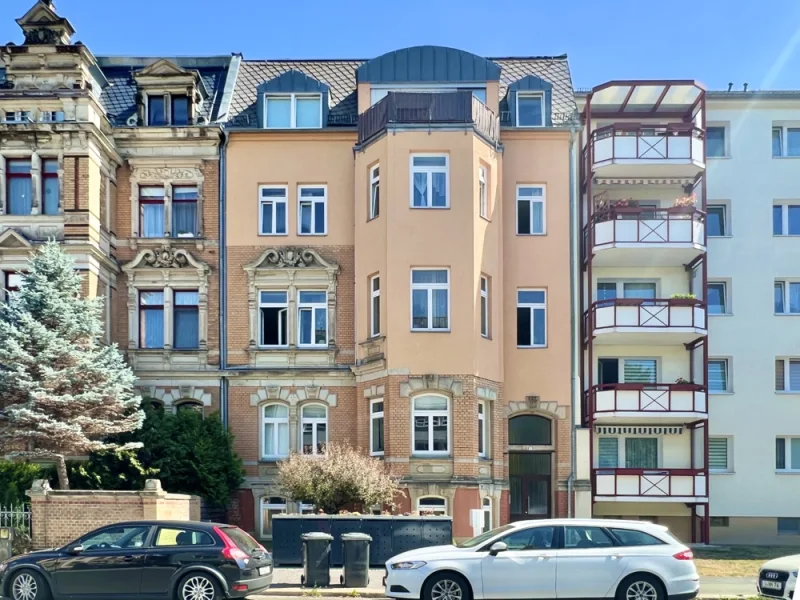Frontansicht - Wohnung kaufen in Plauen - Große Wohnung und zusätzliche Einheit im Untergeschoss