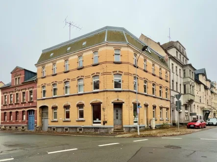 Eckansicht - Haus kaufen in Falkenstein/Vogtland - Eine Wundertüte für Kapital- anleger zum kleinen Preis