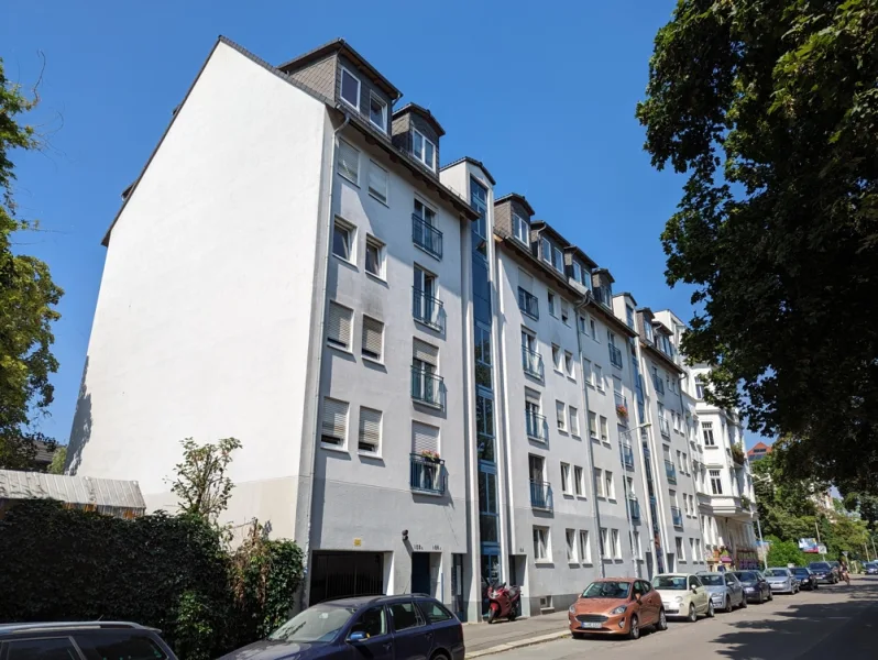Vorderhaus - Wohnung kaufen in Leipzig / Leipzig Südvorstadt - Hübsche kleine ETW in idealer Lage für Selbstnutzer