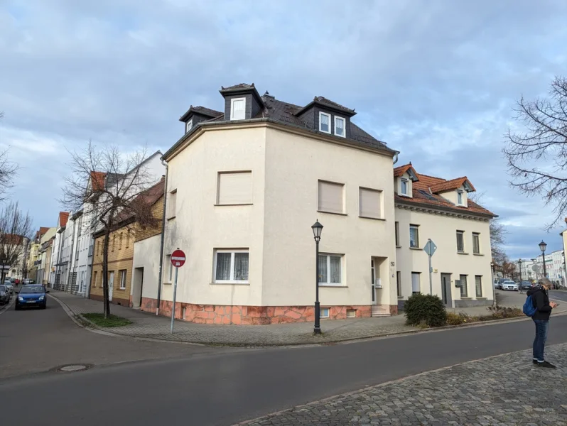 PXL_20240216_140522811 - Haus kaufen in Zwenkau - kleines Einfamilienhaus für die junge Familie