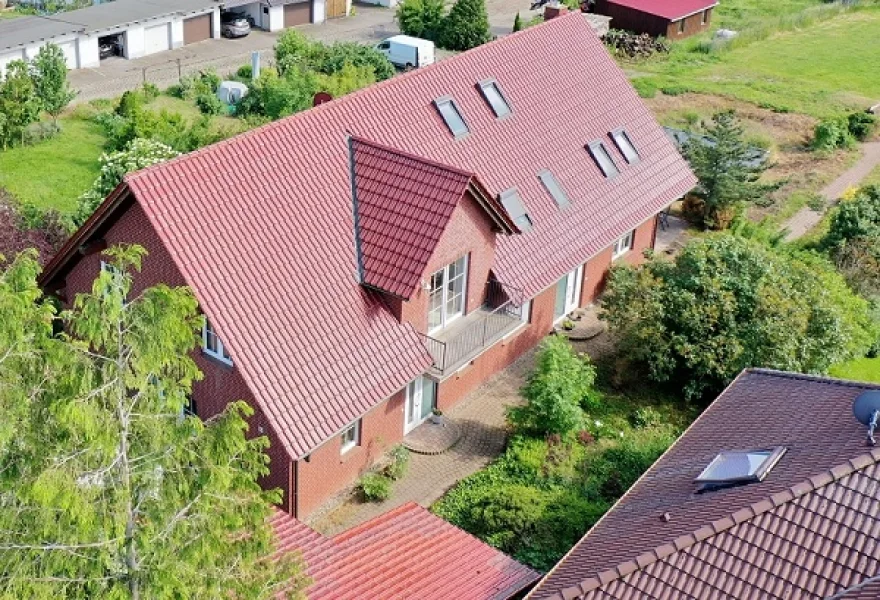 Hausansicht  - Haus kaufen in Altbrandsleben - VERLIEBEN UND EINZIEHEN ! 